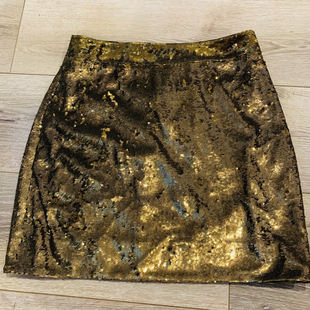 Kata Spade gold mini skirt size 4 s